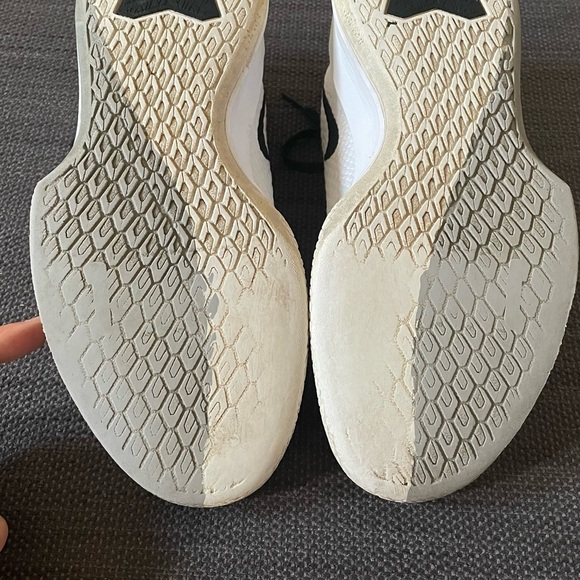 Kobe Mamba Focus size 7 - Picture 4 of 4